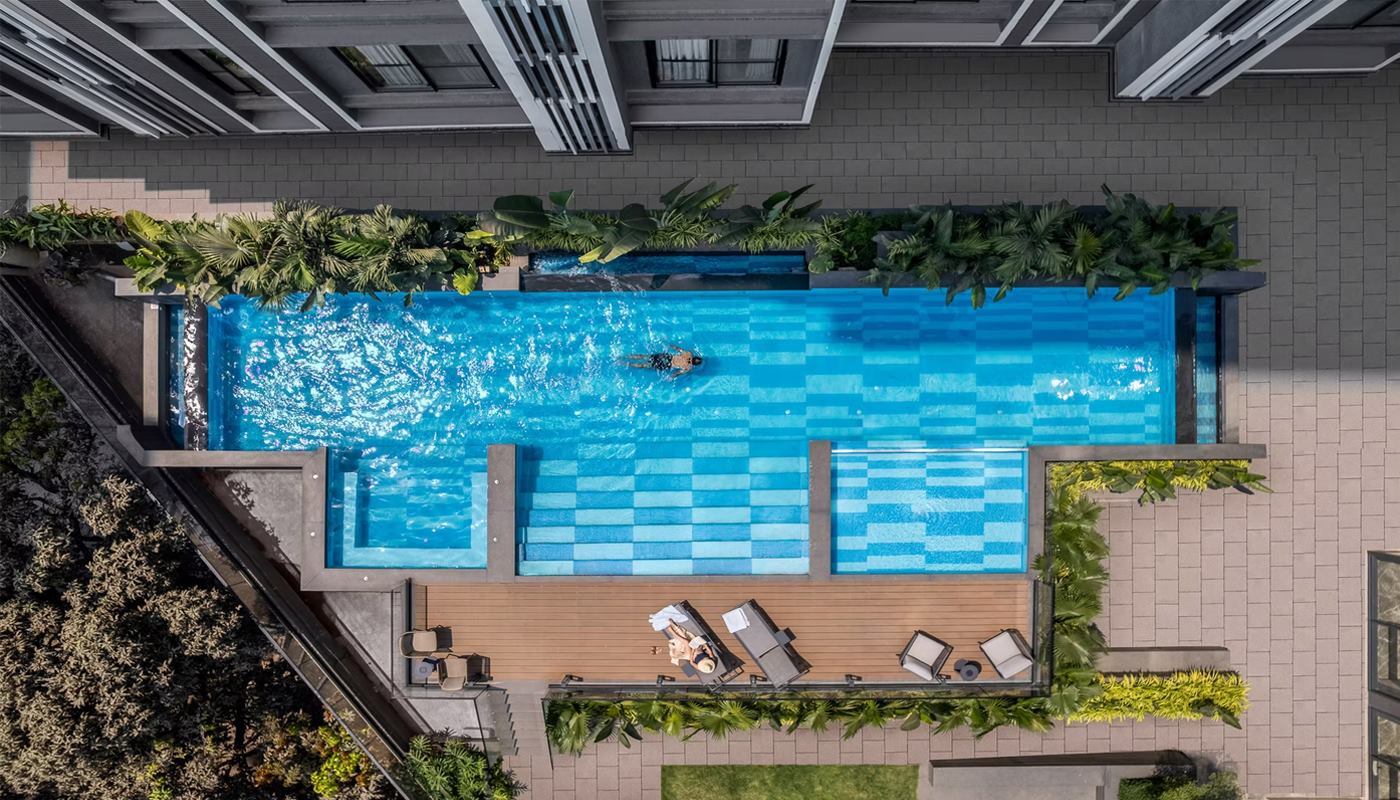 Raheja Skylight Lokhandwala Complex Andheri West Mumbai - aerial view of the swimming pool deck